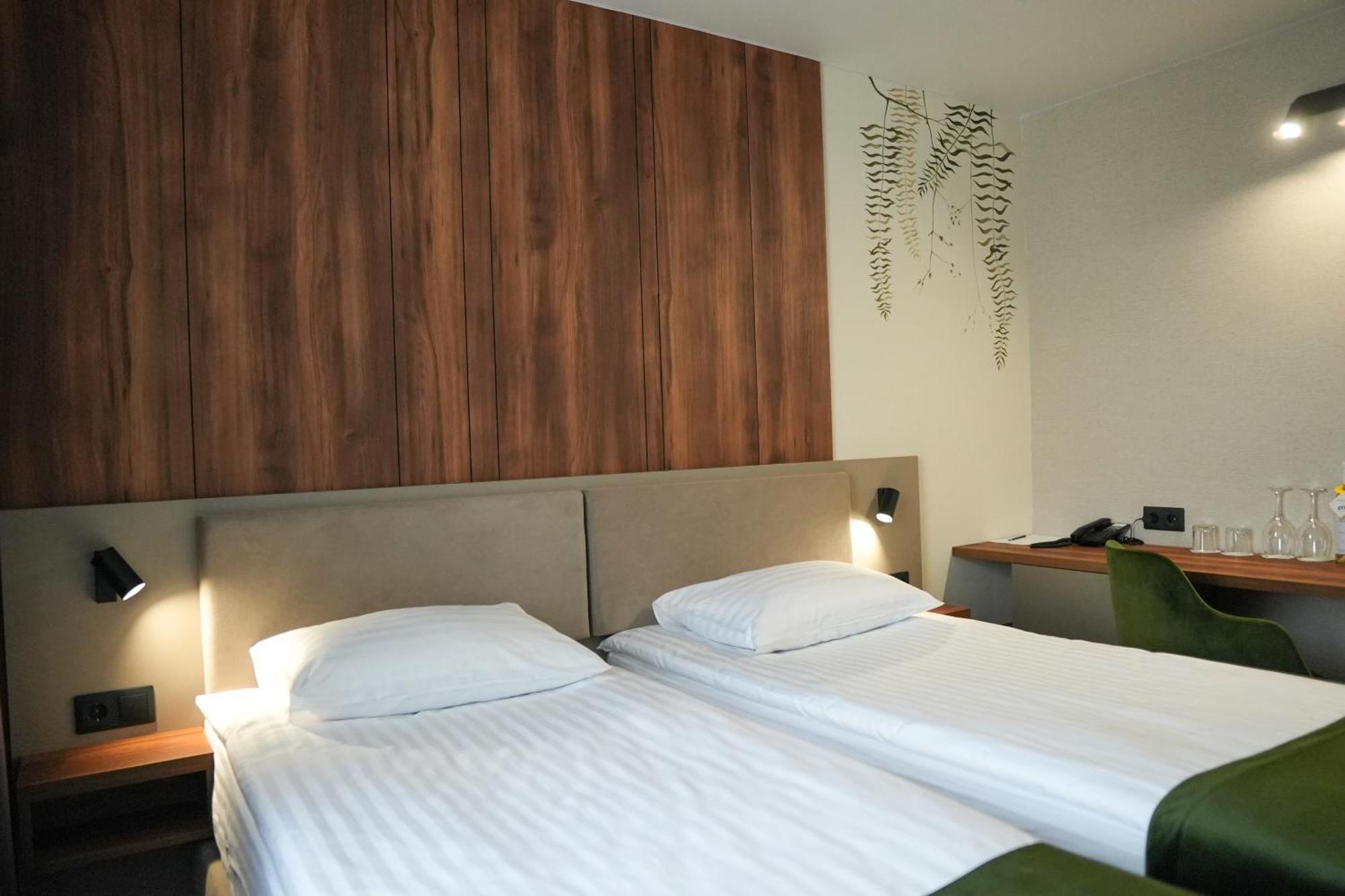 Optima Collection River Park Lutsk Luaran gambar